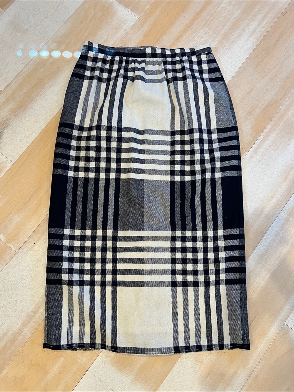 Vintage Navy and Cream Plaid Pencil Skirt